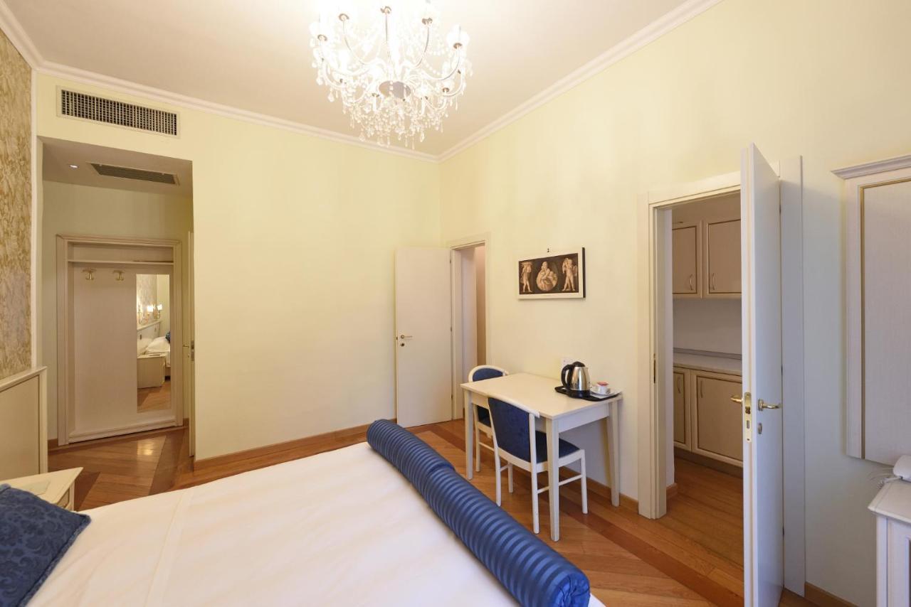 Relais La Corte Di Cloris Florens Exteriör bild